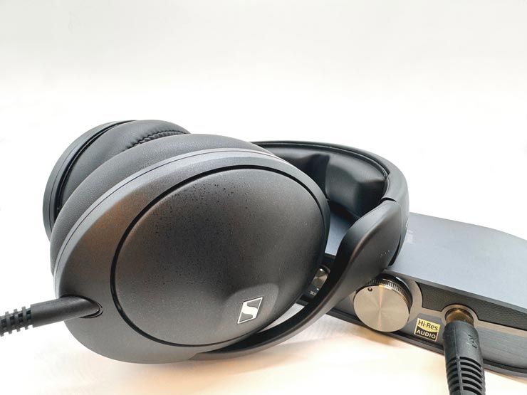 SENNHEISER HD 620S レビュー | HD 600シリーズの最新密閉型ヘッドホン