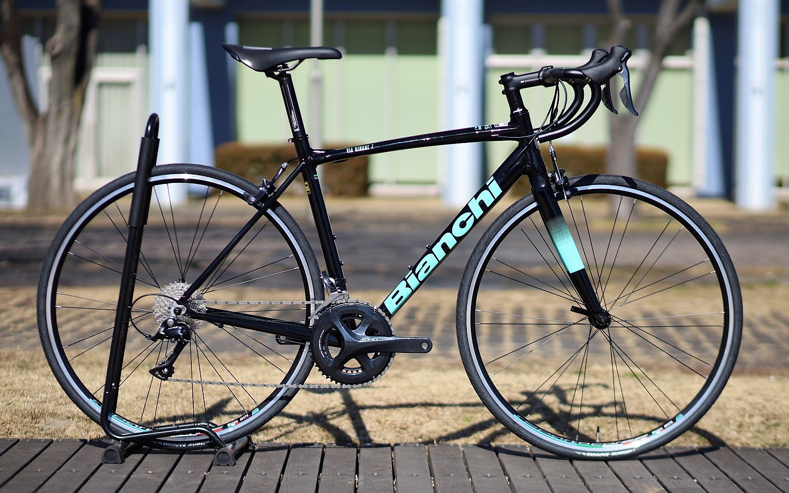 ロードバイクデビューに最高の一台】Bianchi Via Nirone 7 SORA | 風魔
