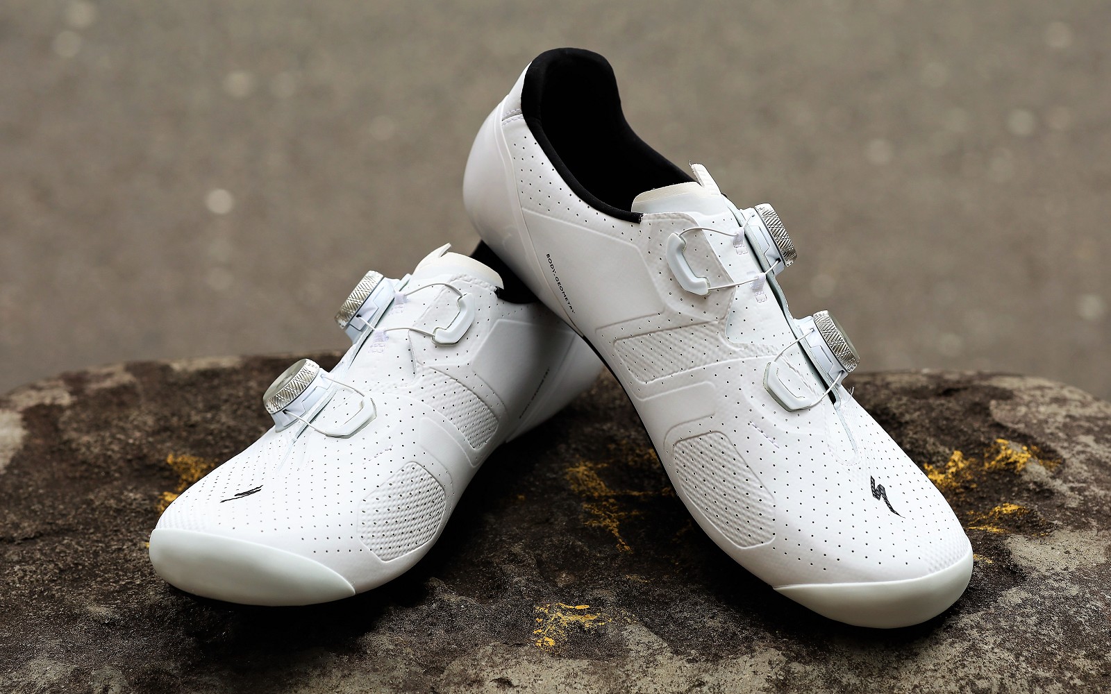 足元から消えるシューズ ─ S-Works Torch | 風魔横浜｜横浜市のMTB