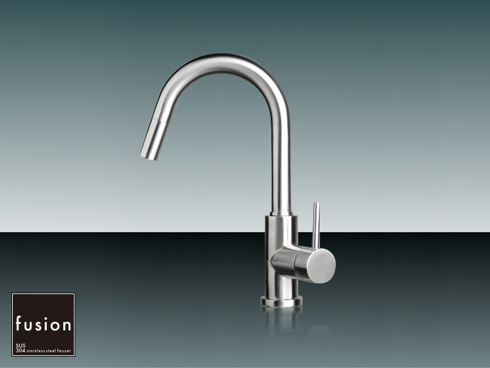 ステンレス・シングルレバーキッチン混合栓（プルダウン・スパウト