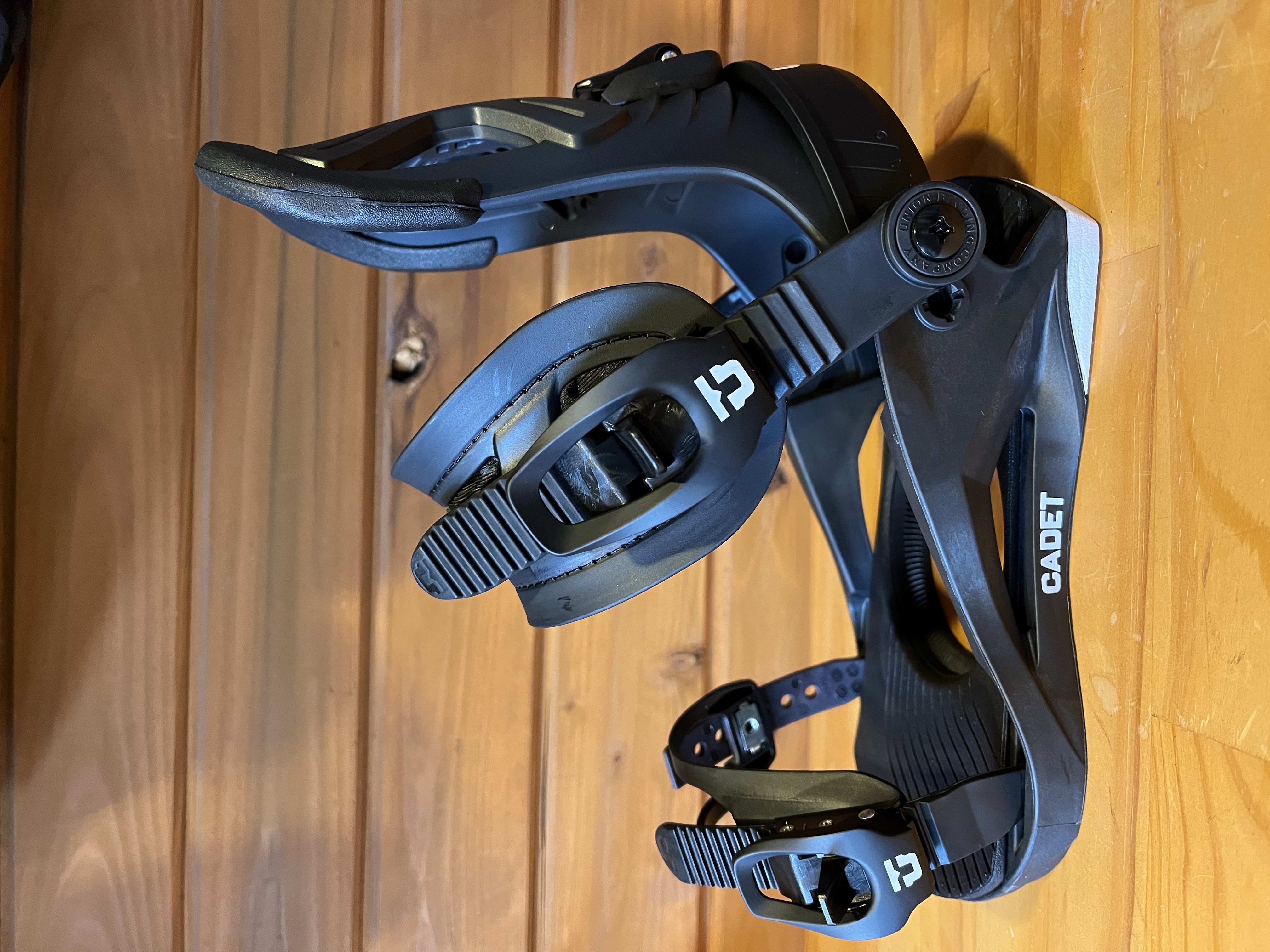 キッズSサイズ】ブラック スノーボードビンディング UNION Kids Union