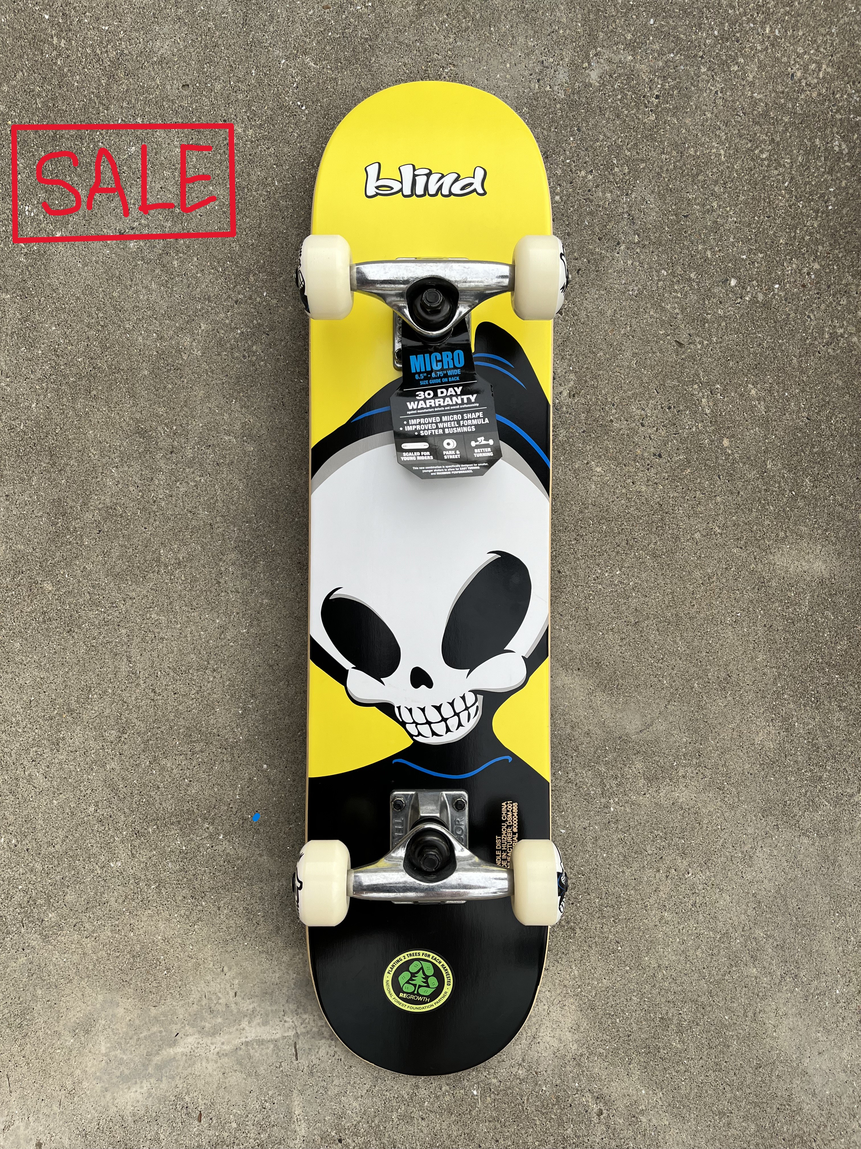 SALE】BLIND SKATEBOARD BIG HEAD FP SOFT TOP COMPLETE 6.75インチ