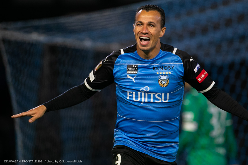 FW9/レアンドロ ダミアン選手 | 選手・スタッフプロフィール2021