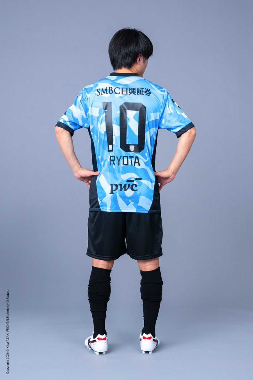 MF10/大島 僚太選手 | 選手・スタッフプロフィール2026 : KAWASAKI