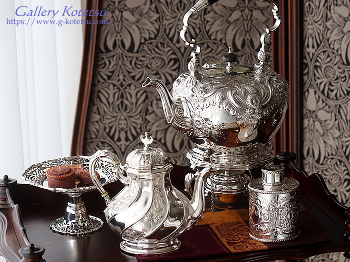 Welcome to ギャラリー虎徹 WEB