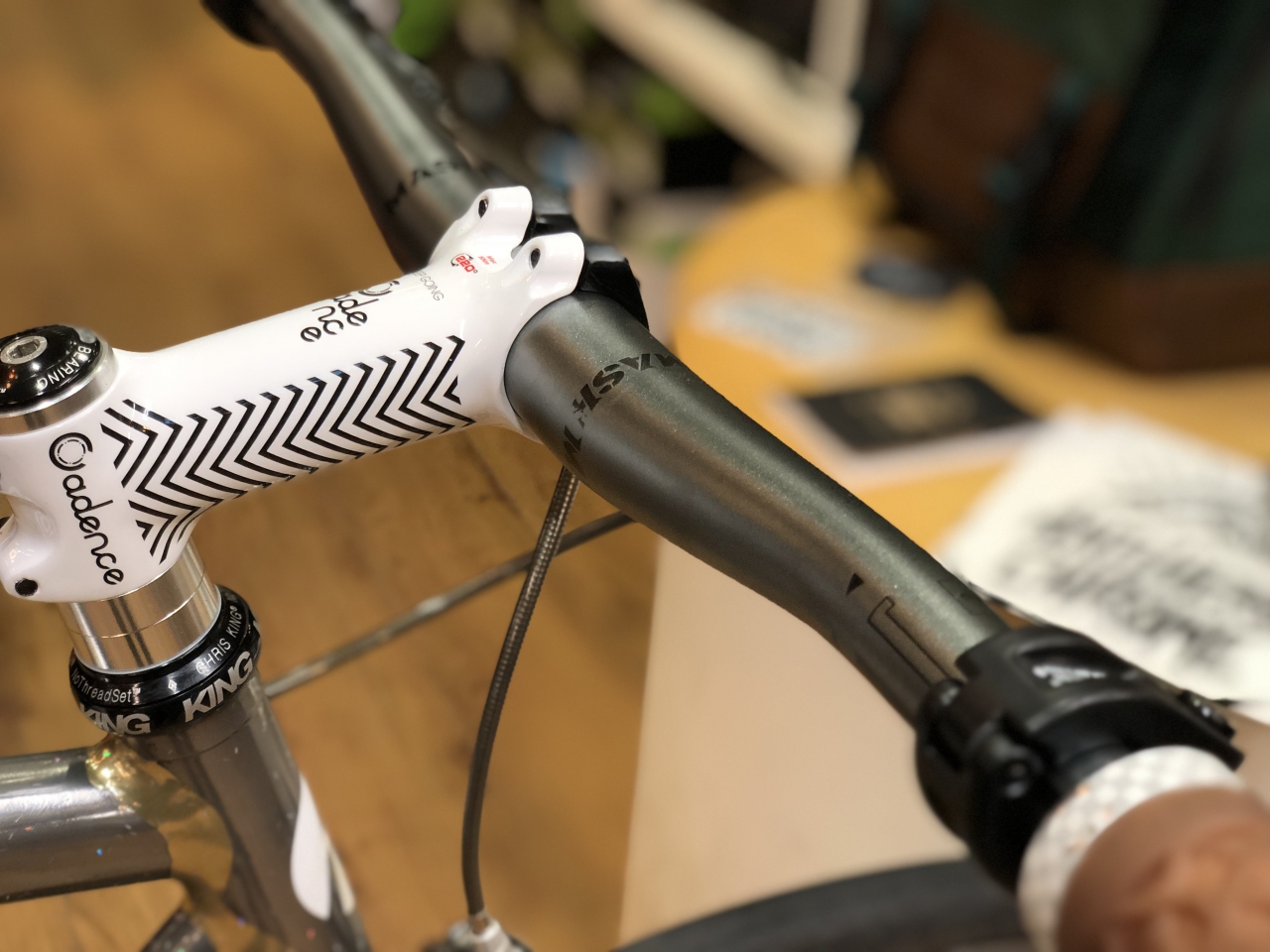 AFFINITY LO PRO 10th Anniversaryモデル納車 | コンズサイクルの