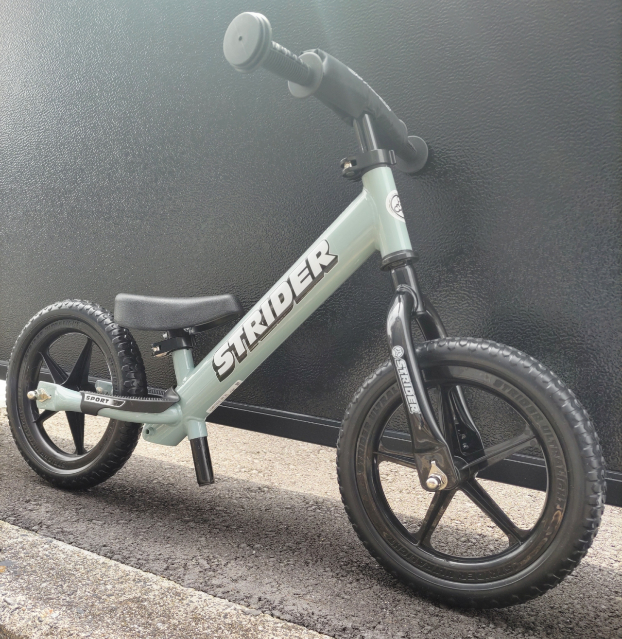 STRIDER 2023限定カラー『アイスブルー』入荷致しました✨～ | コンズ