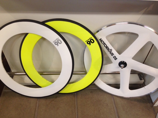 BLB Notorious 続々入荷!! | コンズサイクルのスタッフブログ | コンズ