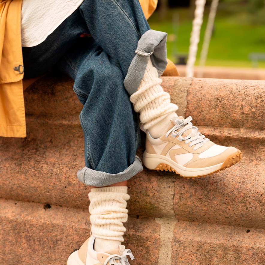 ウィメンズ スニーカー | ケーエス エイティーシックス | KEEN公式