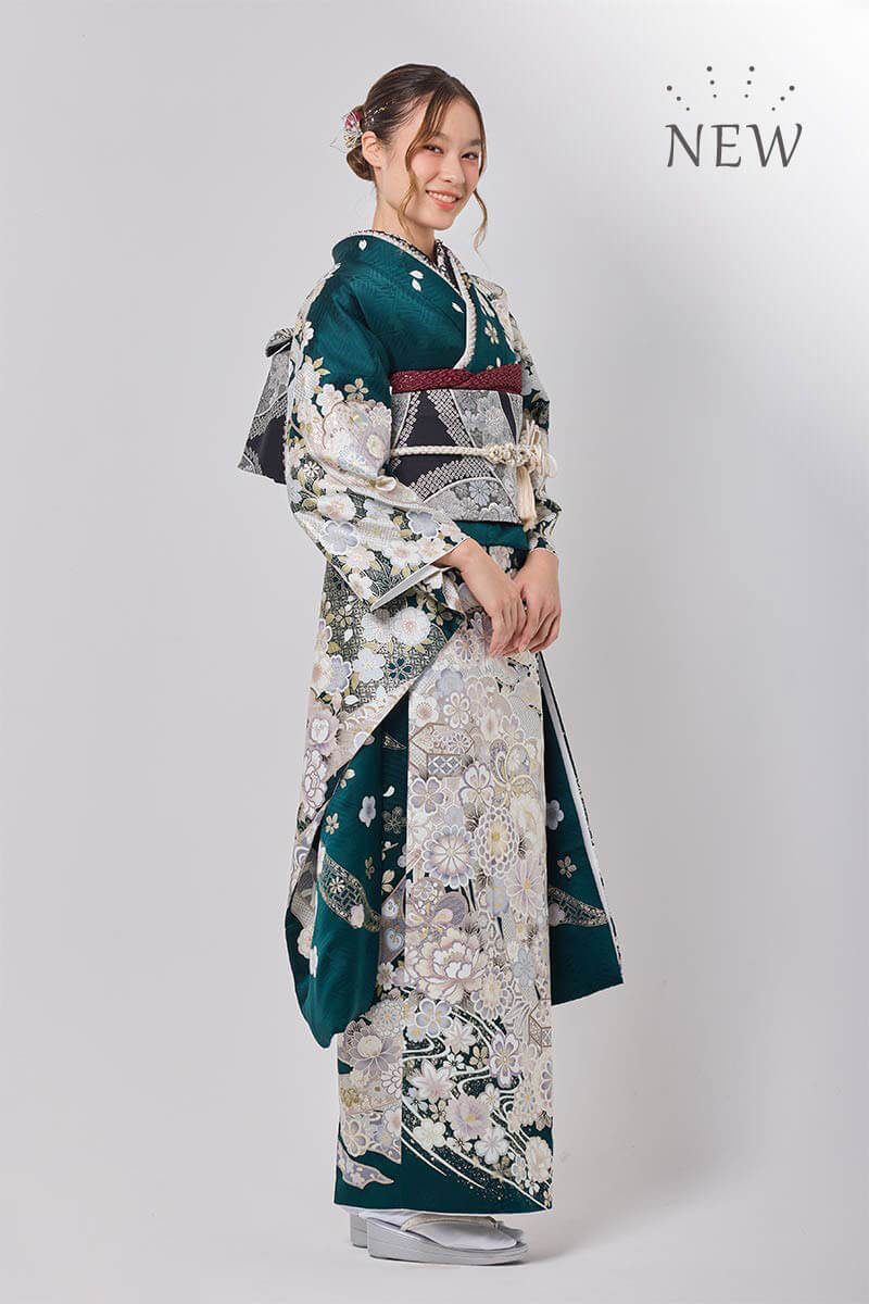 クリーム色の上品な生地に華やかな刺繍を添えて | 成人式の振袖 購入