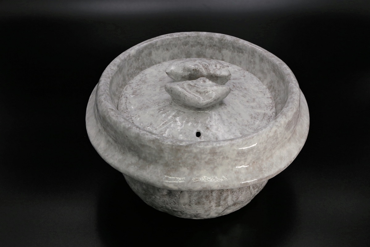 雲井窯 きまぐれ 雪紋 内黒 三合 ご飯鍋-歌舞伎ナイフ