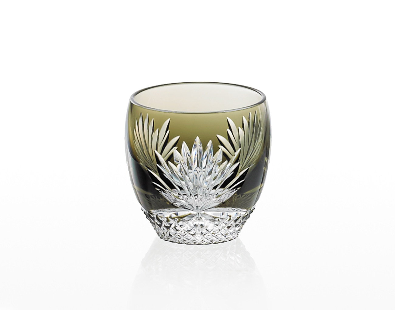 江戸切子 冷酒杯＜月下美人＞ | カガミクリスタル