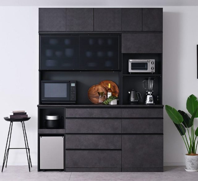 綾野製作所 キッチンボード 食器棚 ナターシャです キッチン収納