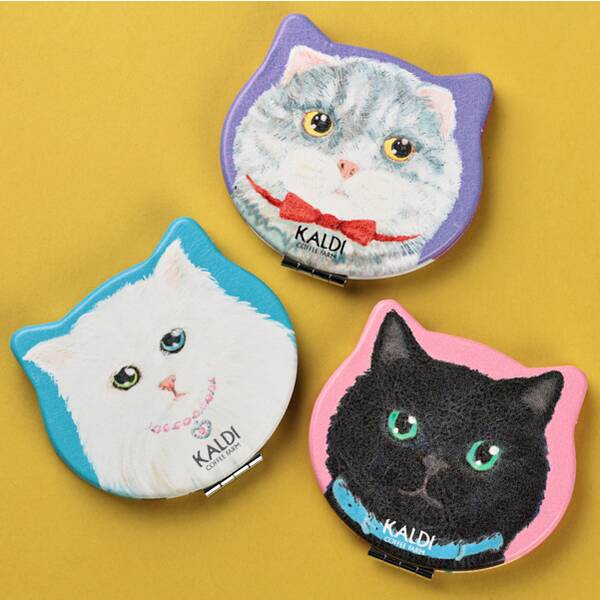 キャットコンパクトミラー（紅茶入り） 1個 - カルディコーヒー