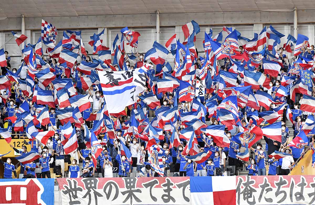 J1横浜M、全公式戦で横断幕や鳴り物を禁止 発煙筒や花火の使用を