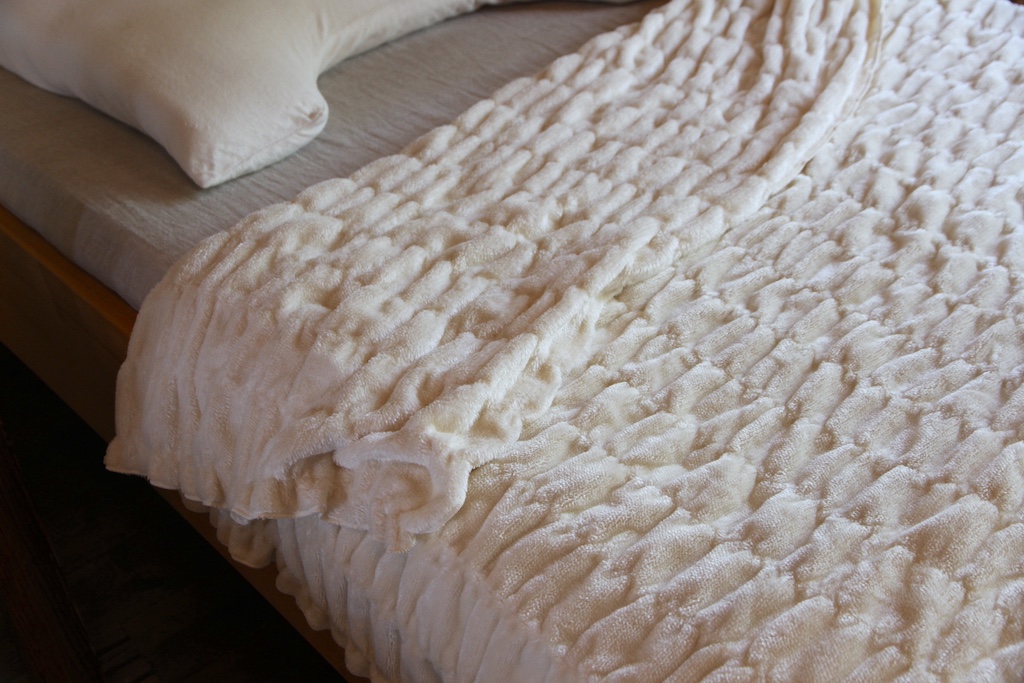 くしゅふわシルク混ケット シングル‐商品詳細ページ｜金澤屋