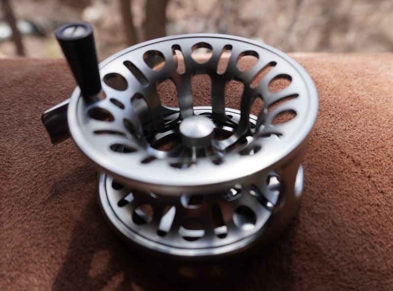 ☆61グラムと軽量〜オイカワのフライフィッシングに〜ARブレスライト