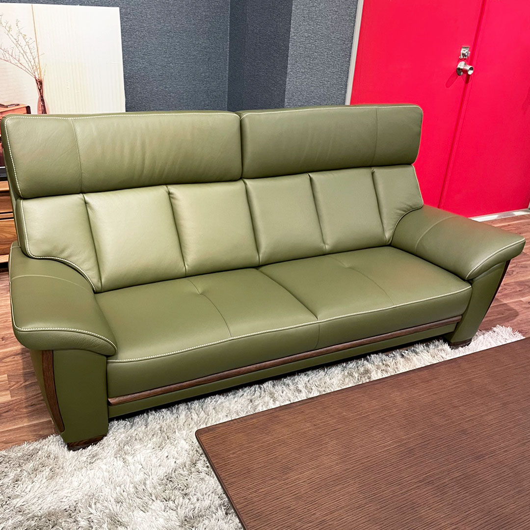 かねたや家具店 市川店】新たに入荷致しました、カリモクのソファZ114