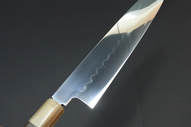 酔心和牛刀白一水本焼両鏡面240mm黒檀柄朴鞘紙箱（池田和美作）