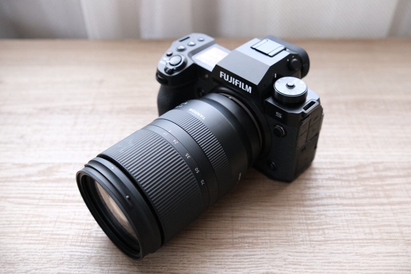 タムロン 17-70mm F/2.8 Di III-A VC RXD｜富士フイルムXマウントに