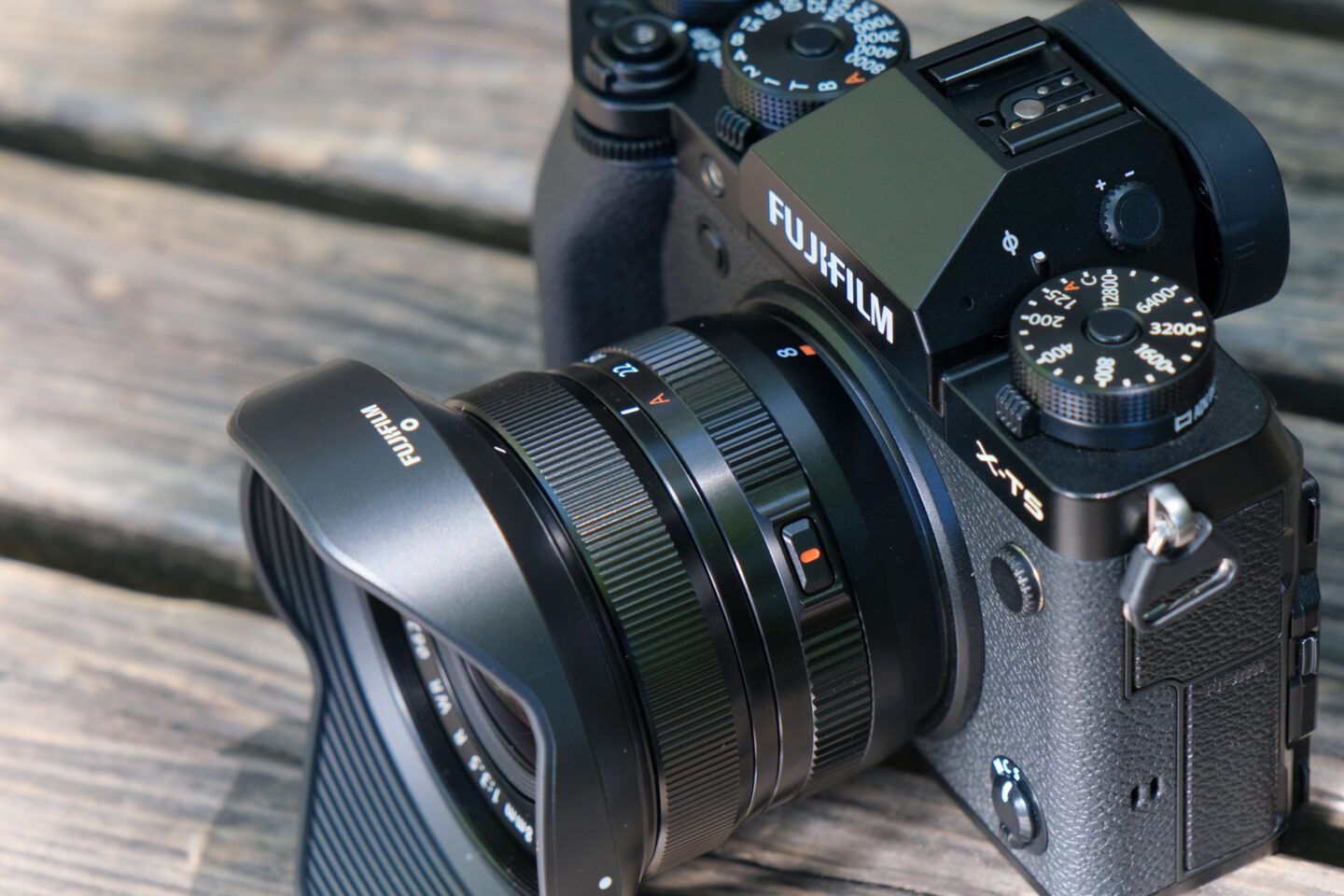 富士フイルム XF8mmF3.5 R WRが登場｜目に見えるすべてを写し取る