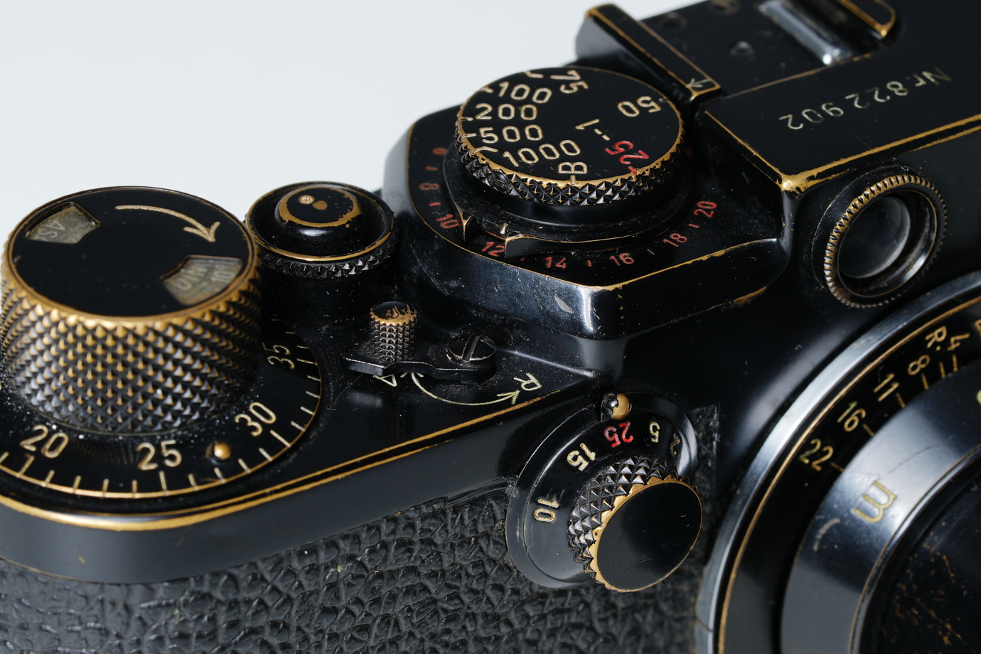 この激レア軍用カメラ、ちょっと触ってもいいですか？ スウェーデン