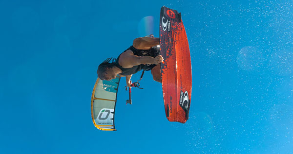 カイトサーフィン用ラムカイト「クロノ」オゾン ナイスカイト-NICEKITEOZONE クロノ18平米試乗レビュー＆3/22-23