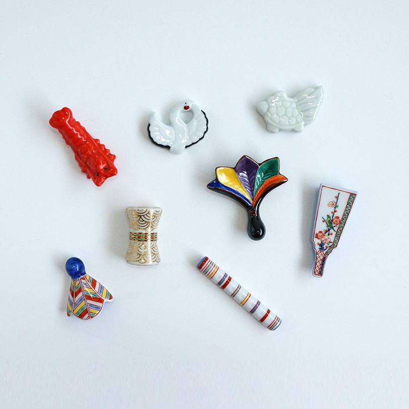 お正月の箸置きシリーズ。五色羽根 箸置