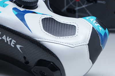 本革にこだわる老舗サイクリングシューズ専業メーカー『LAKE』の国内