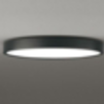 導光方式が生み出す、新しい居室用シーリングライト「フラットプレート