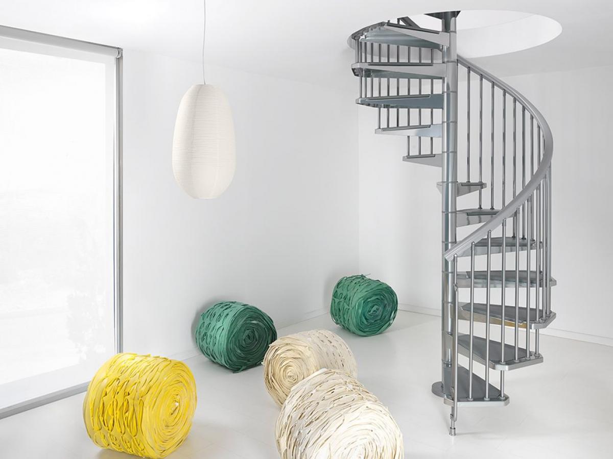 ARKE階段キットシリーズ 屋内用らせん階段「STEEL（スチール