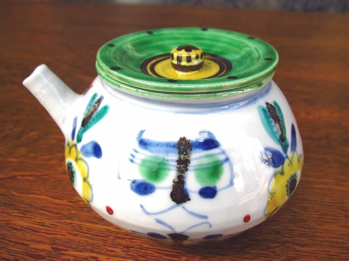 正木春蔵（九谷焼）の色絵花文急須 | 東京世田谷の買取専門店くらしのくら