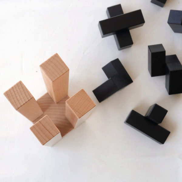 カンパニーレ：ネフ社の美しい木製立体パズル | krtek select toys