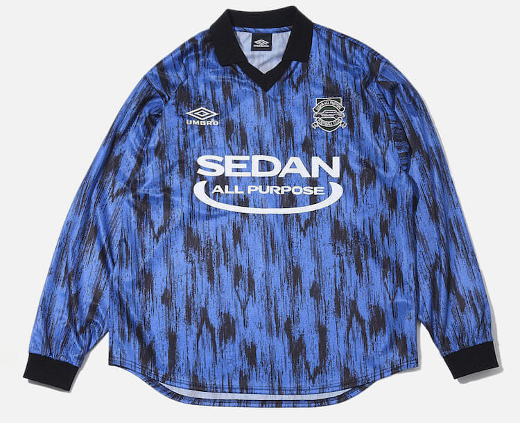 古き良き欧州サッカーを感じさせるアイテム。アンブロとセダン オール