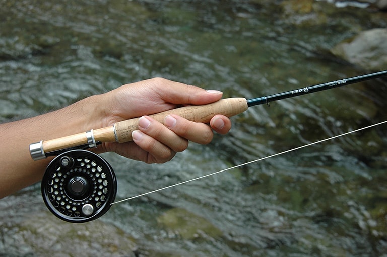 フライフィッシング徹底攻略｜必要な道具と仕掛けの作り方｜Honda釣り