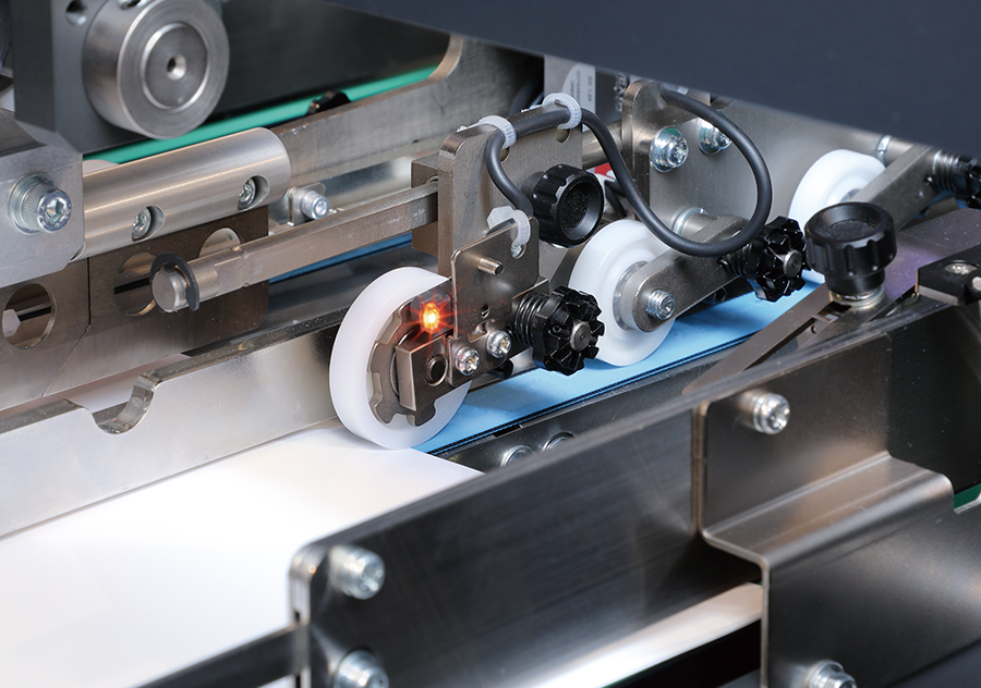 紙折機 iCE FOLDER AFV-56K シリーズ ｜製品情報｜製本機器関連製品の