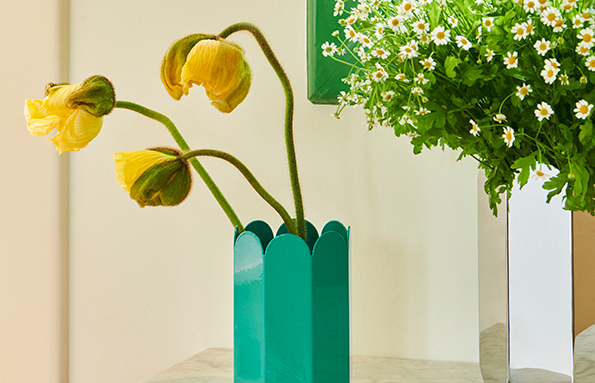 夏を装う、フラワーベース