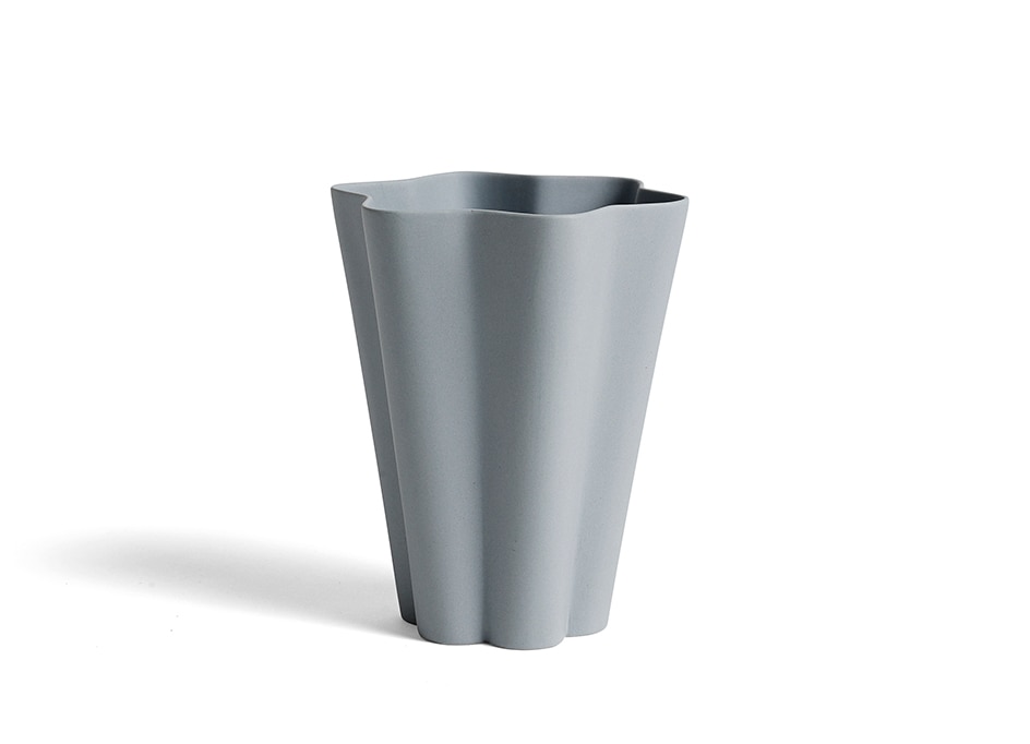 IRIS VASE L｜北欧デンマーク インテリアブランドの通販サイト【HAY