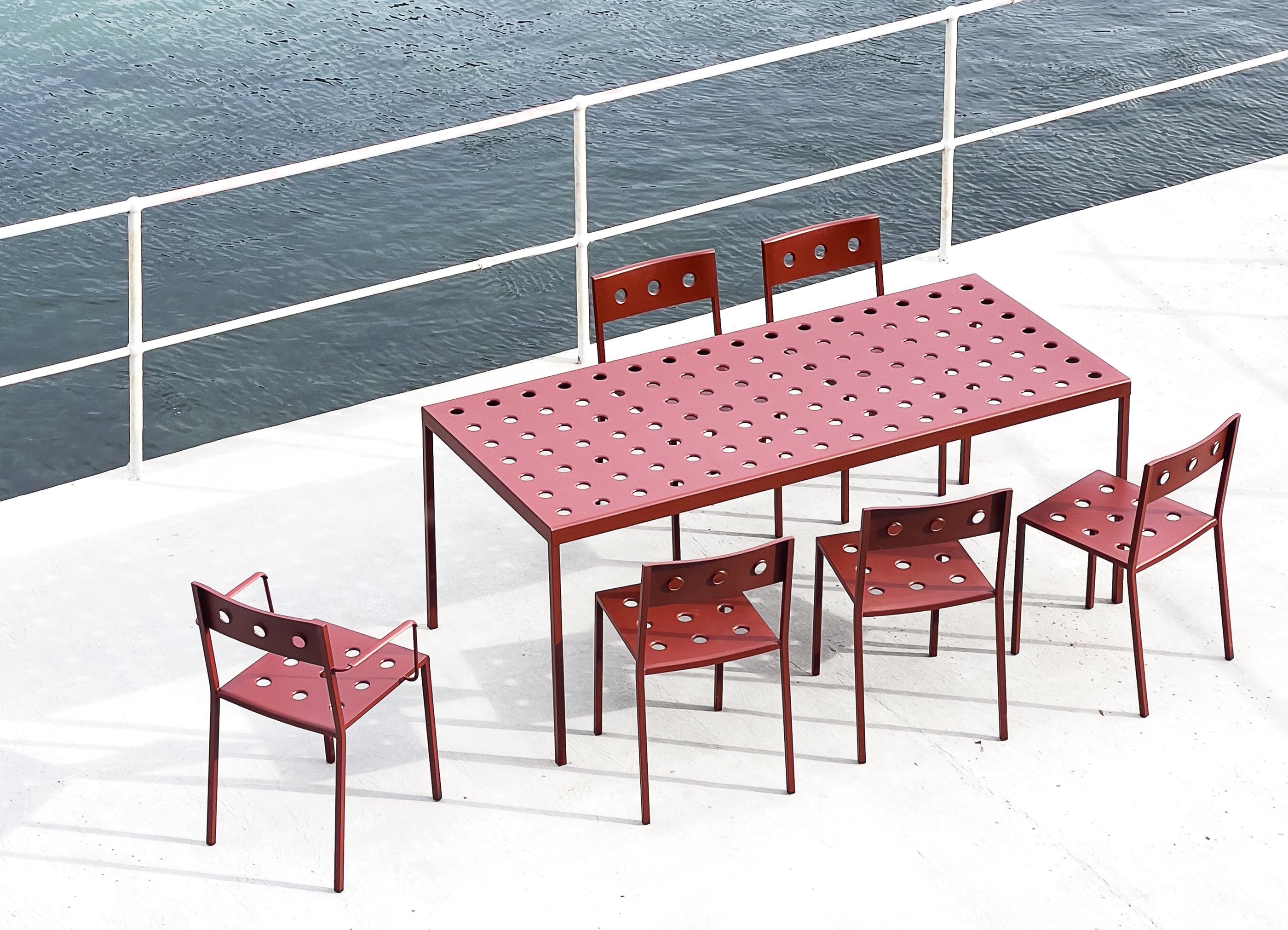 BALCONY TABLE / L190 x W87 x H74 cm - テーブル | 【公式】HAY