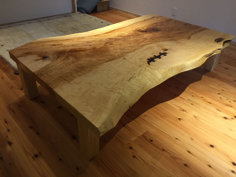 栃（トチ） 無垢一枚板こたつ座卓：ダイニングテーブルや手作り家具の
