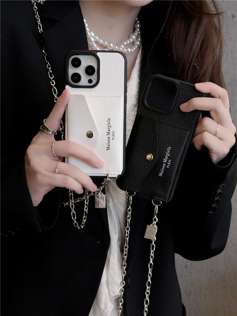 マルジェラ アイ フォン17/17pro ケース チェーン iphone16pro ケース
