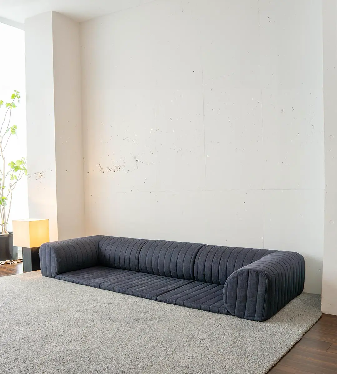 こたつや和室、畳にも合わせやすいローソファー「SKIP 1 MINI SOFA」の