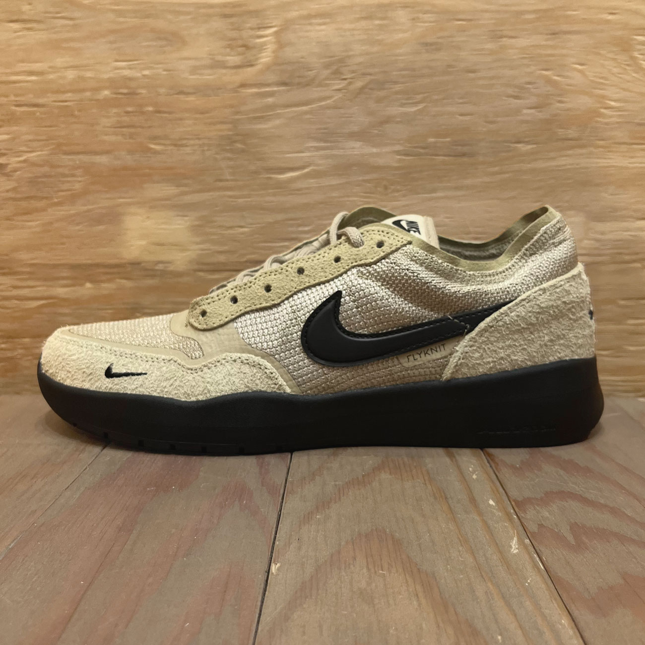 NIKE SB PS8 LIGHT KHAKI/DESERT KHAKI/BLACK | 東京のスケートボード
