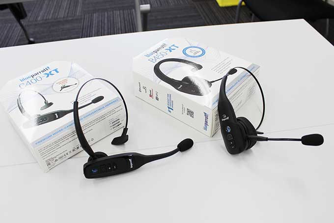 働く男のヘッドセット「BlueParrott」が平野に上陸!!｜製品ブログ