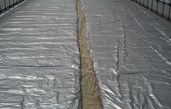 シルバーポリ 水稲用｜農材・フィルム｜製品紹介｜岩谷マテリアル