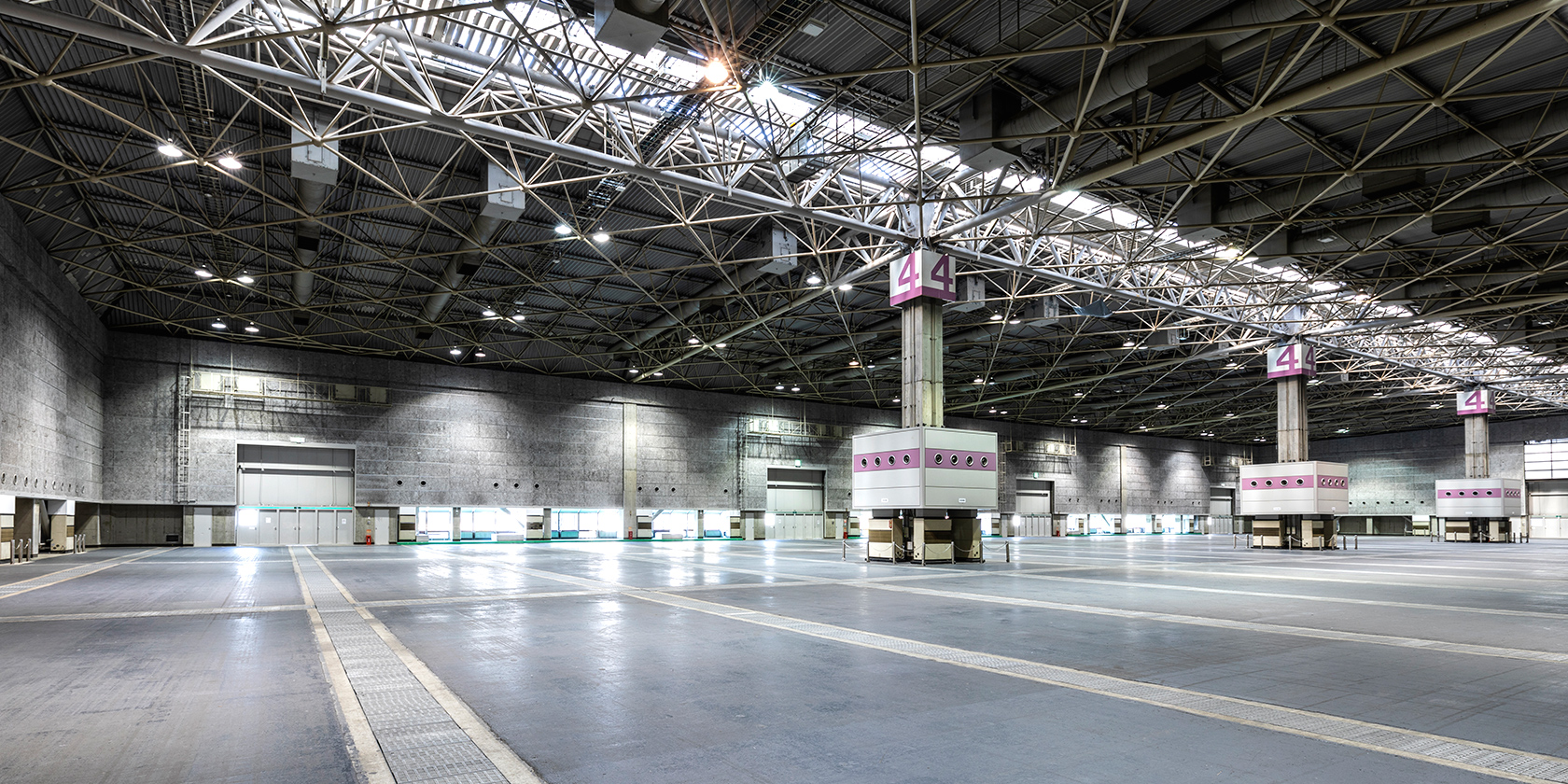 4号館｜展示場・会議室｜主催者の方へ | インテックス大阪