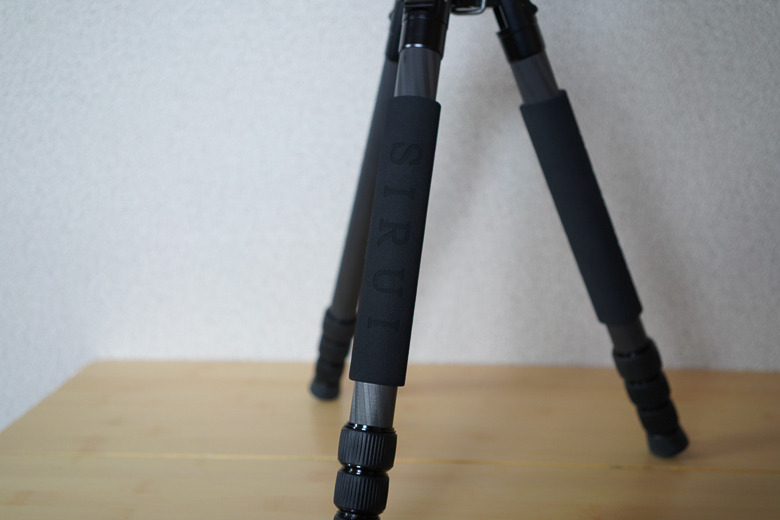 コスパ最強。登山用カーボン三脚の決定版「SIRUI T-2204X」を購入