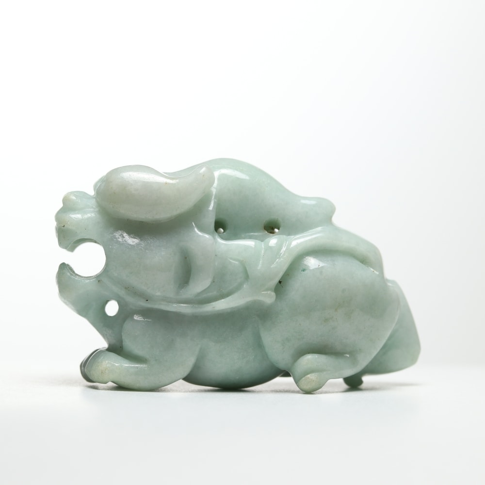 ミャンマー産]天然ヒスイ彫刻/翡翠（貔貅/ヒキュウ） - 埼玉県吉川市の
