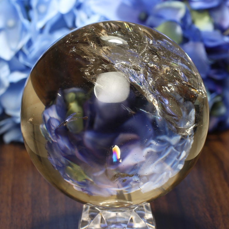 トップクォリティ]レインボースモーキークォーツ丸玉/スフィア（68.3mm