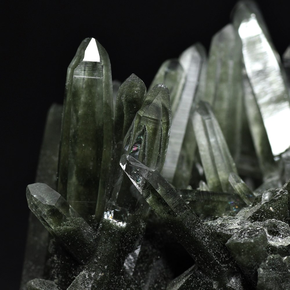 高品質・ガネッシュヒマール産]ヒマラヤ水晶クラスター/原石（高透明度